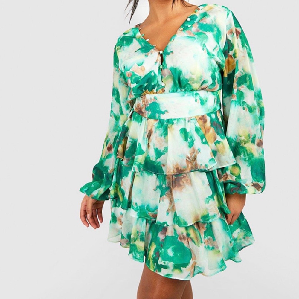 Boohoo Green and White Floral Mini Dress